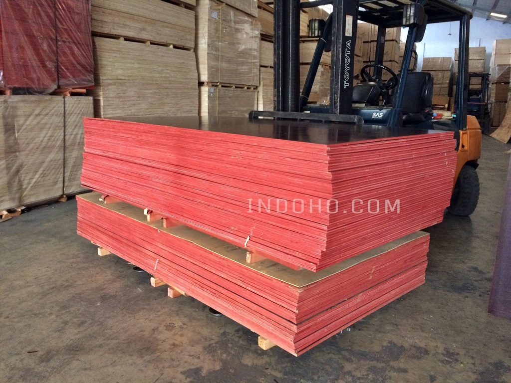 Distributor Plywood PT. INDOHO Hub: 811-277-700 Triplek Plywood Cor/Bekisting Film Face