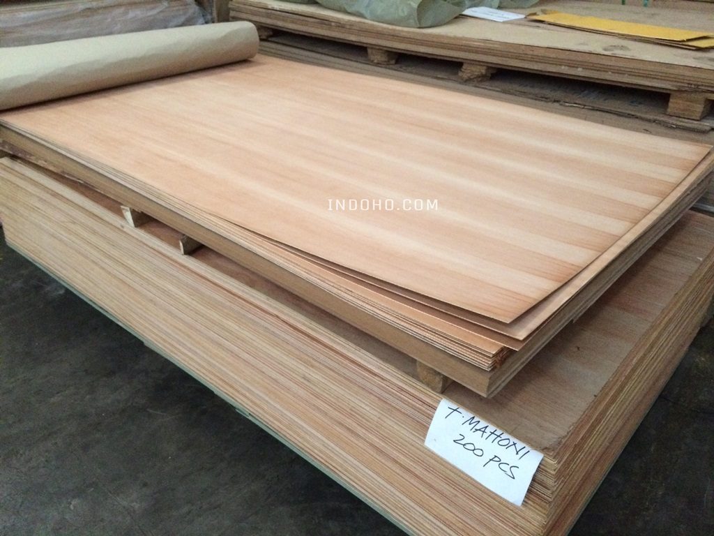Triplek Plywood Mahoni